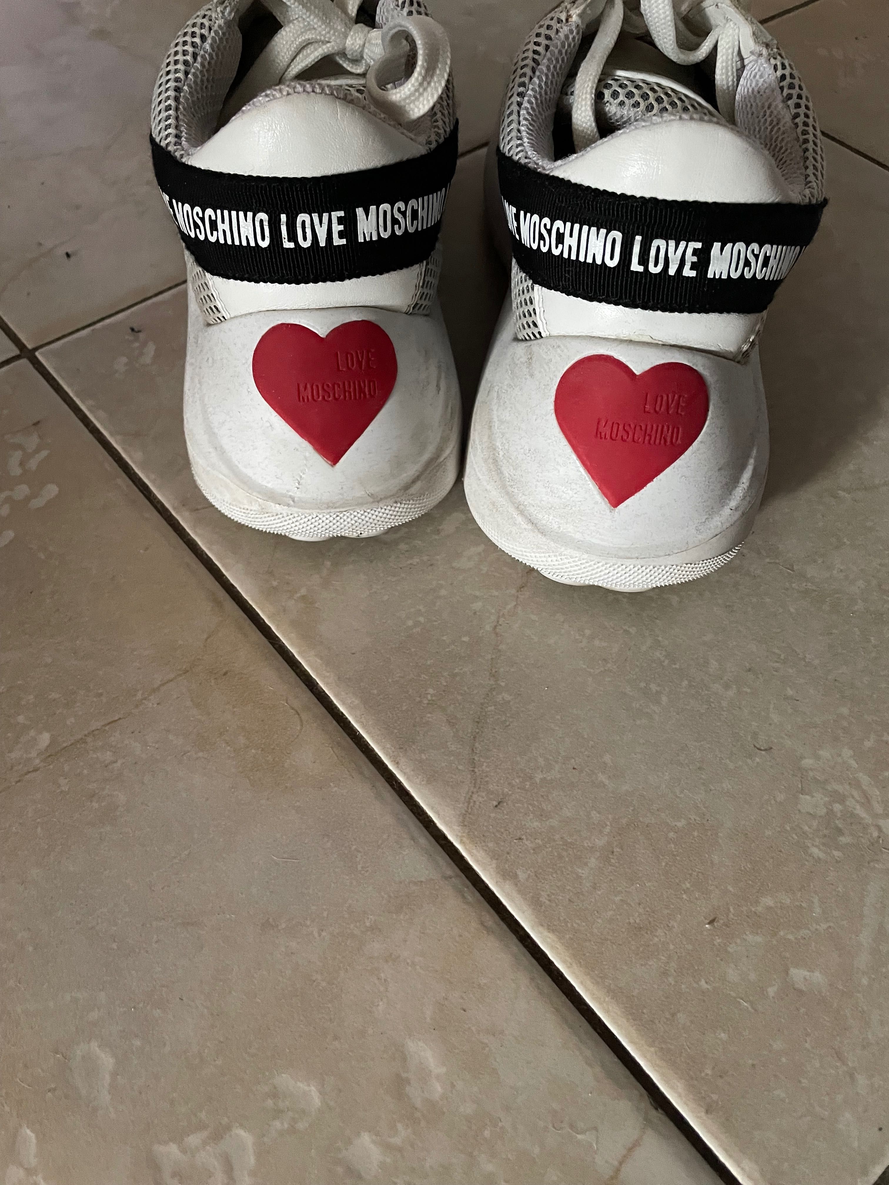 Маратонки Love Moschino