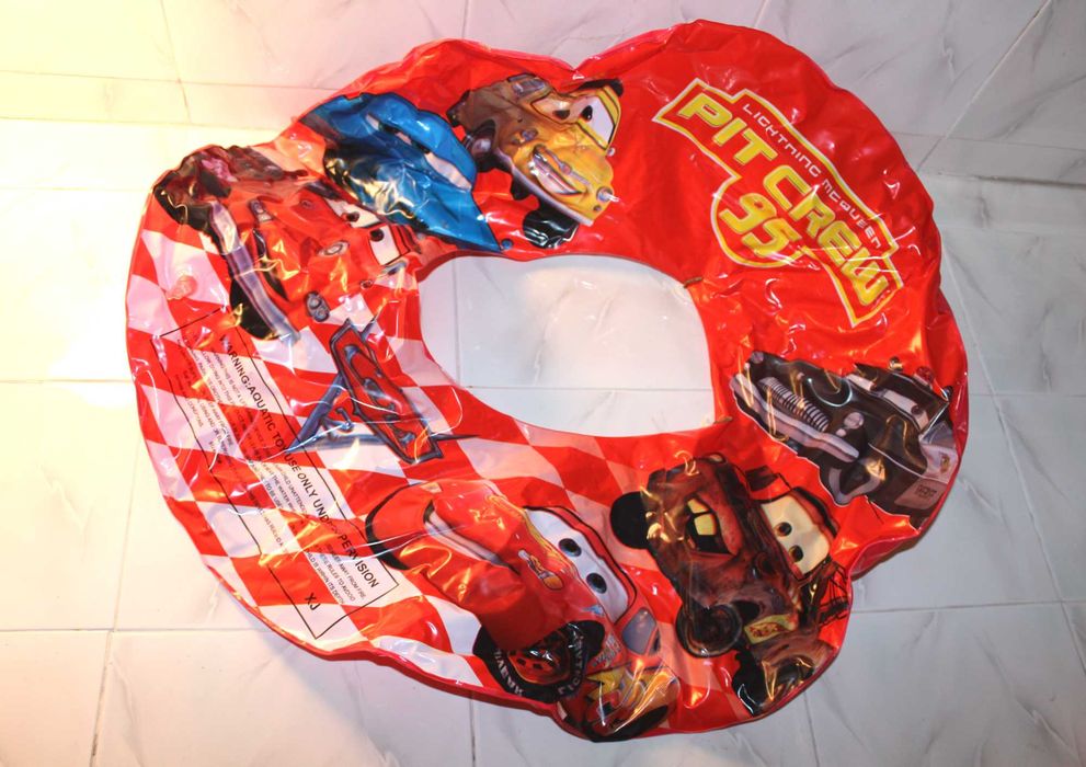 Надувной детский круг для плавания