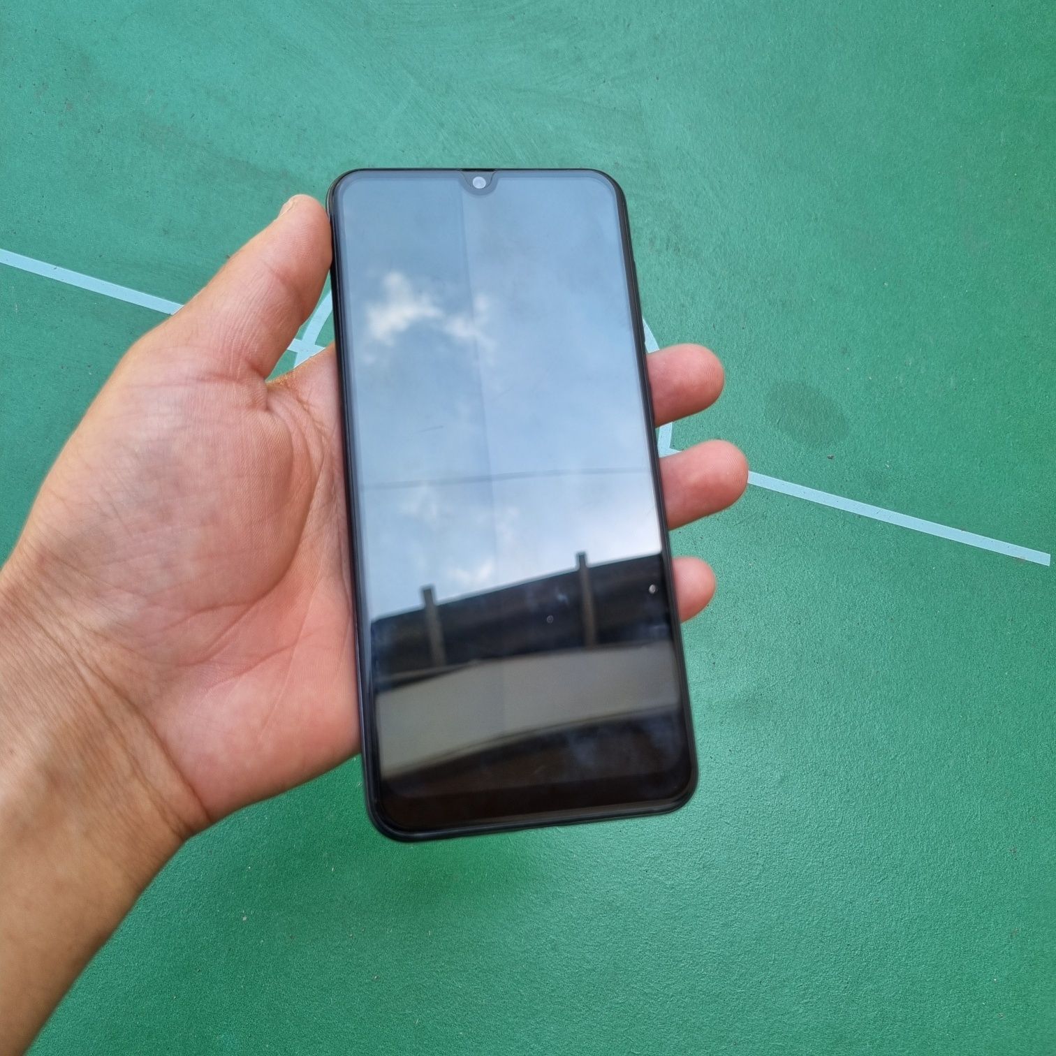 Samsung Galaxy A50 sotiladi