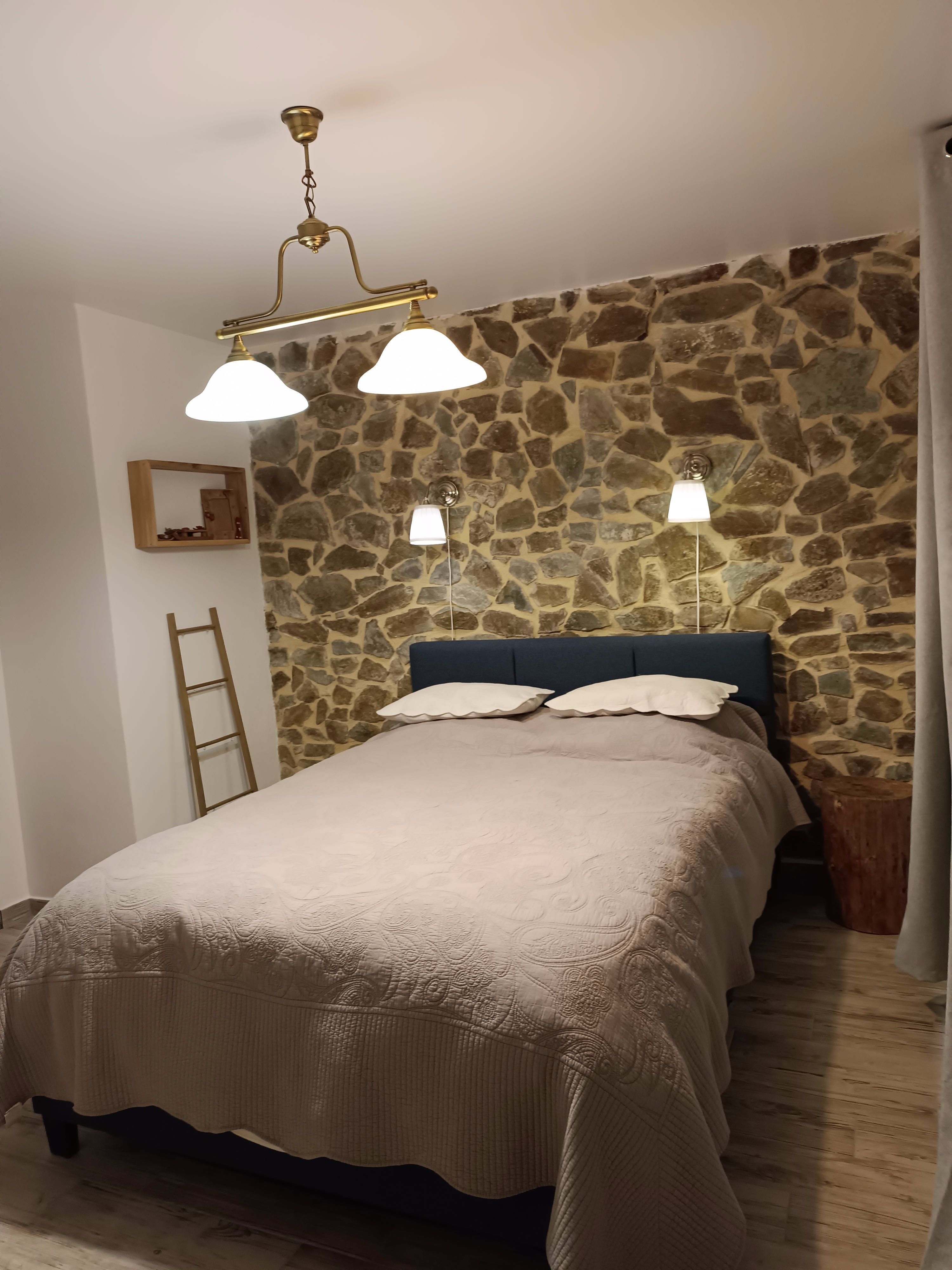 Apartament 2 ( 5 persoane) Cabana de pE Stanca