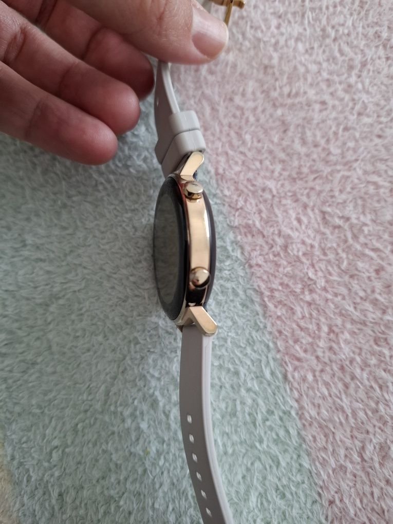 Huawei GT 2, în stare foarte bună de funcționare