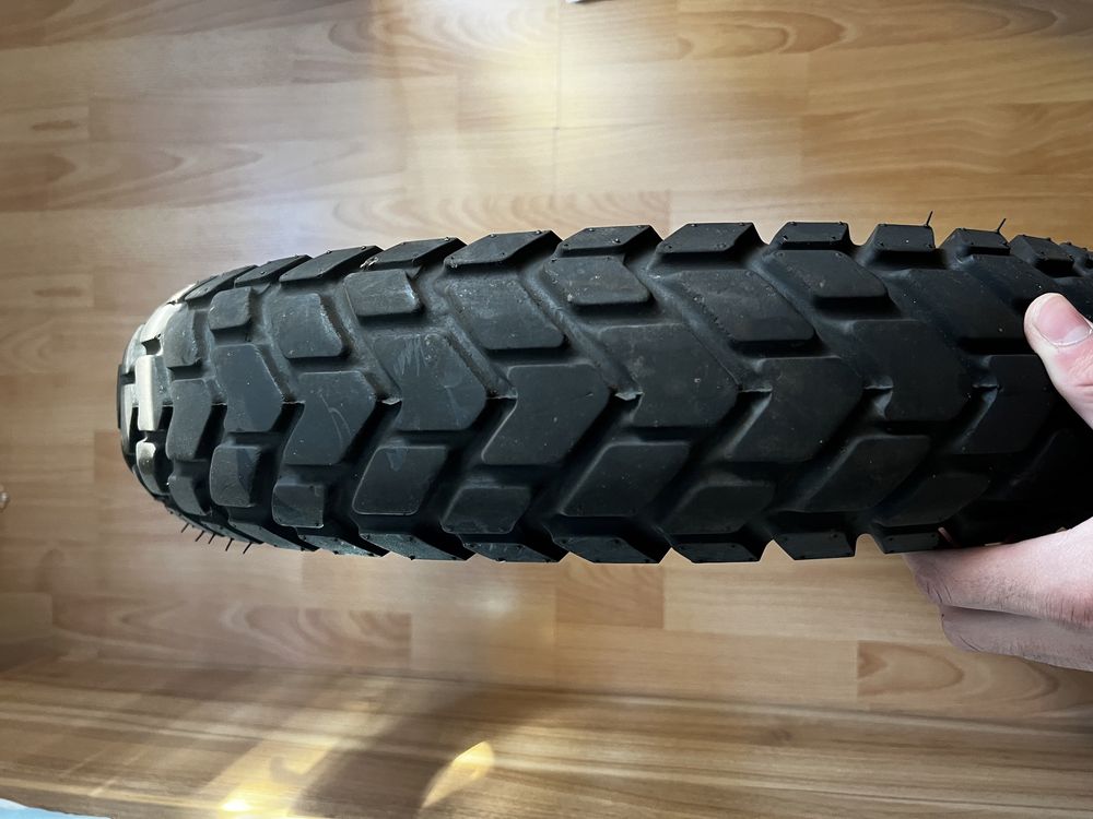 Предна гума за мотор PIRELLI MT 60