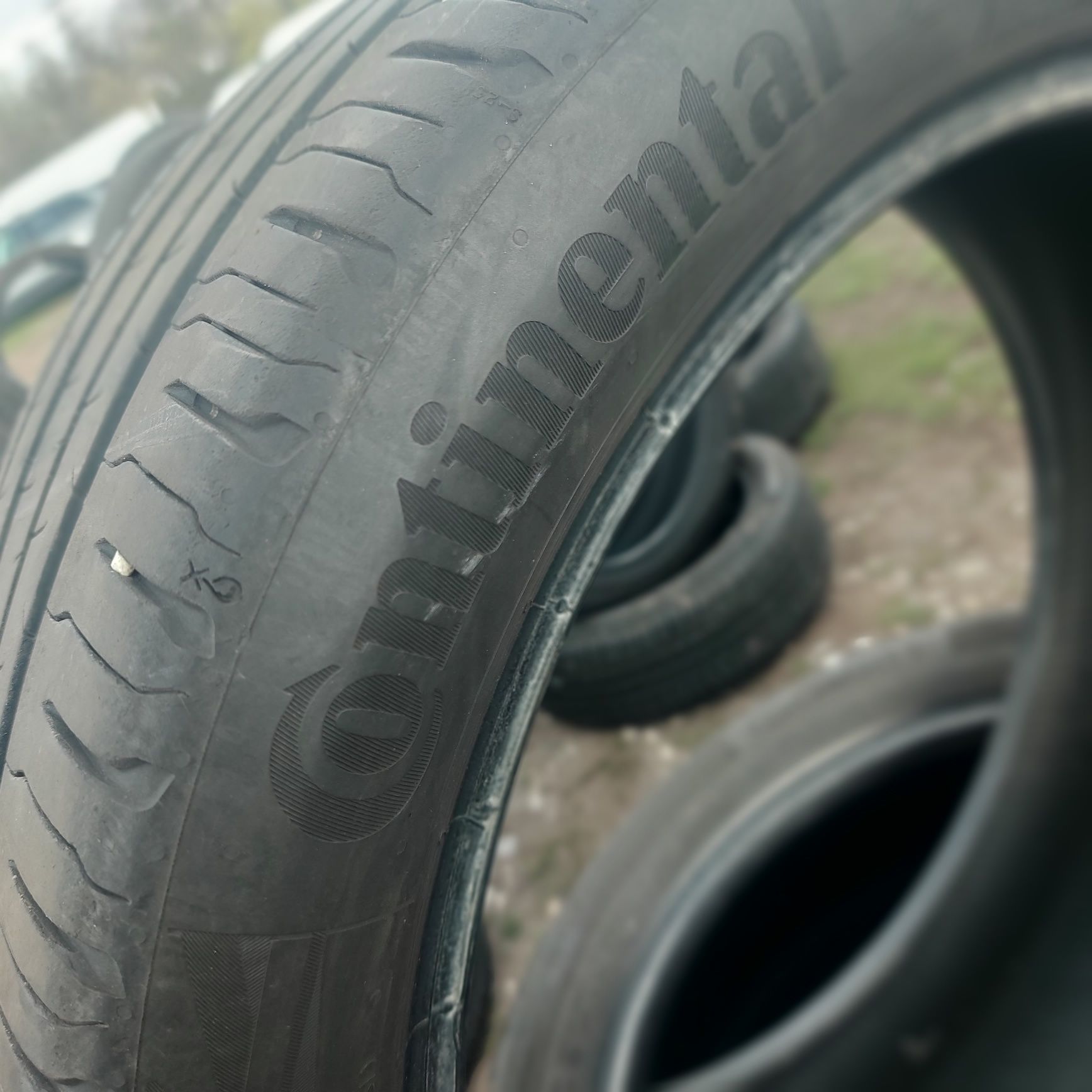 225/45/17"Continental 4бр.гуми.