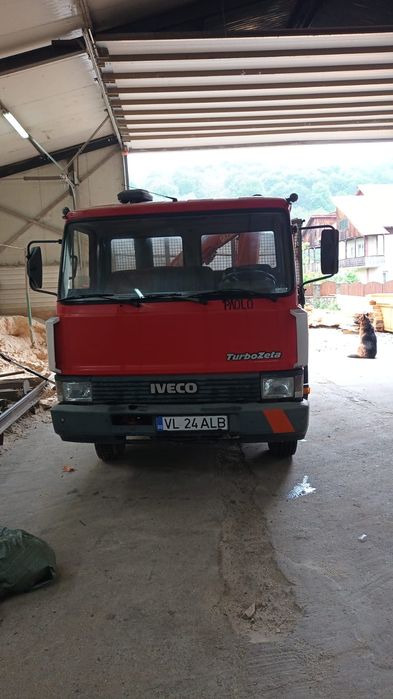 Basculanta 6t cu macara
