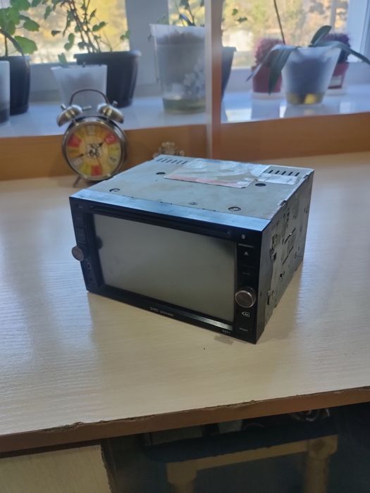 Продам магнитолу