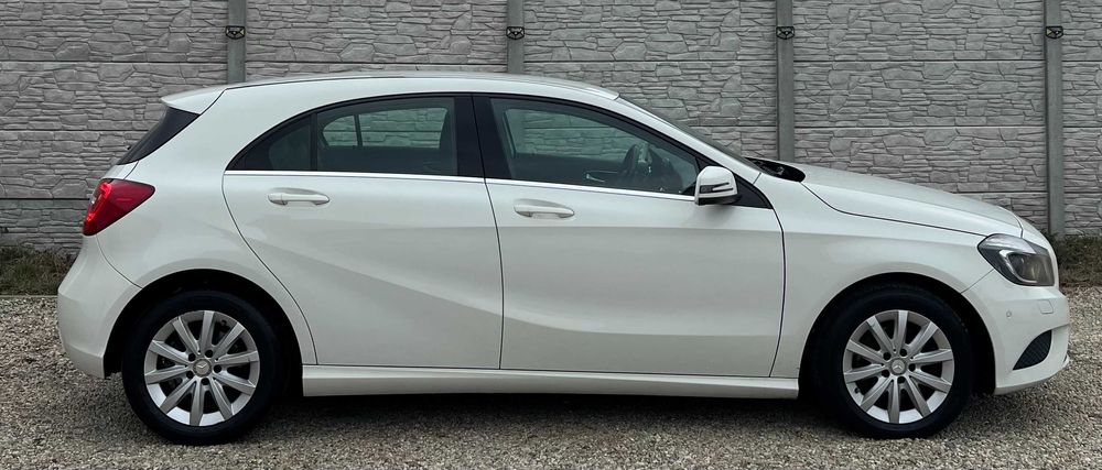 Mercedes-Benz A 180 AUTOMAT BlueEfficiency Rate Avans 0