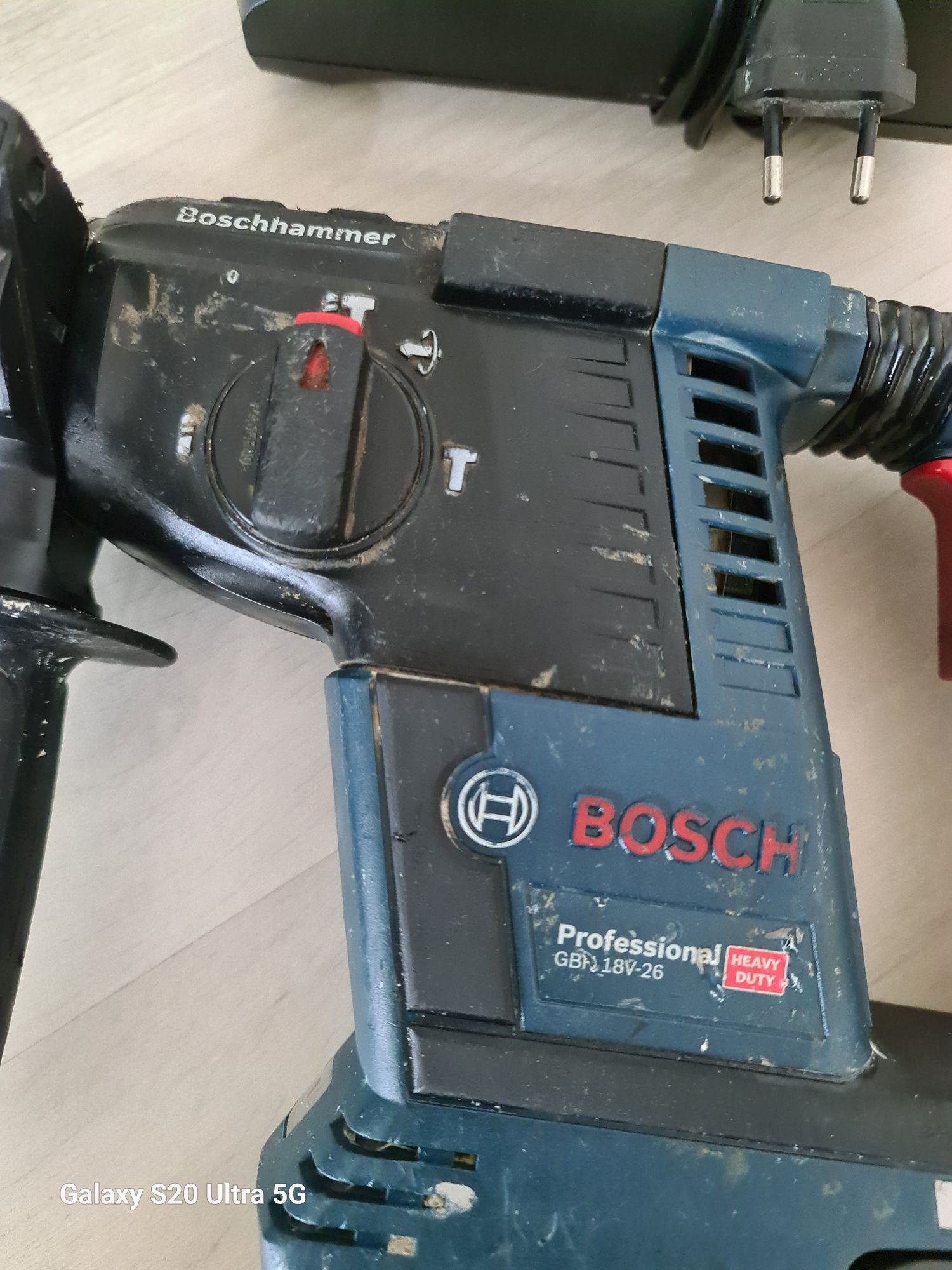 Акумулаторен Перфоратор BOSCH GBH 18V- 26