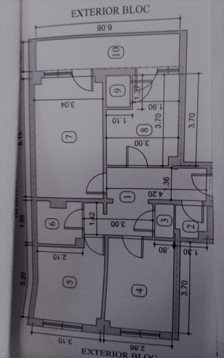 Vând apartament cu 3 camere decomandate