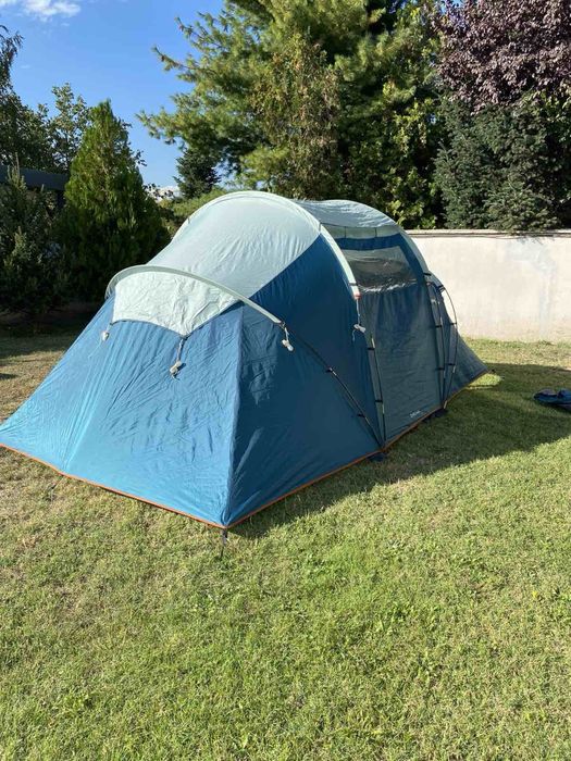 Палатка с две спални, комплект с легла и дюшеци