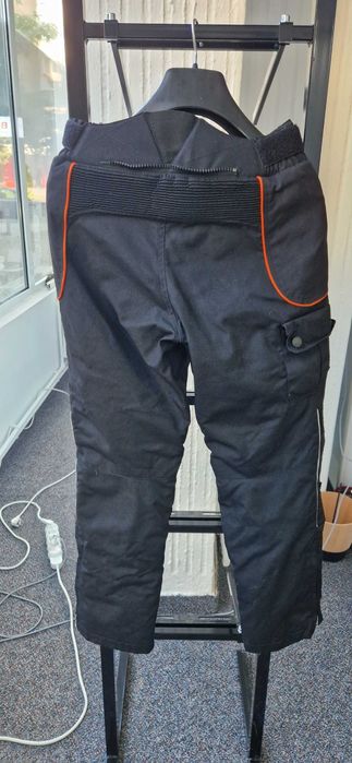 Pantaloni motocicleta