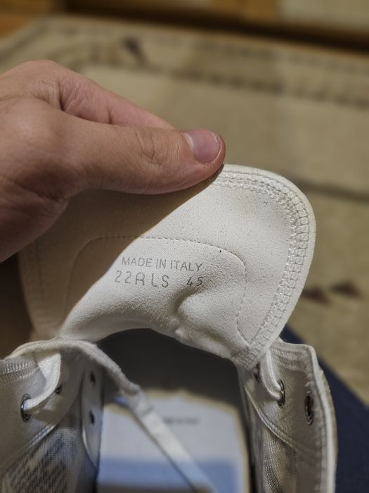 Vând dior b23 model rar