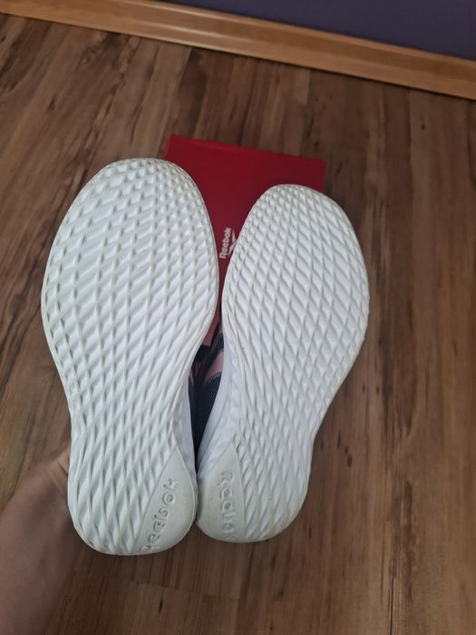 Маратонки за момиче