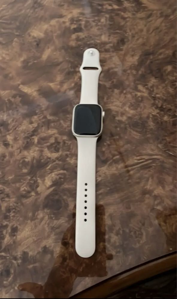 Apple Watch 8 series, 45мм