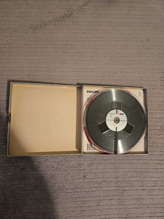 Rola magnetofon Philips 18cm de plastic in ambalaj original