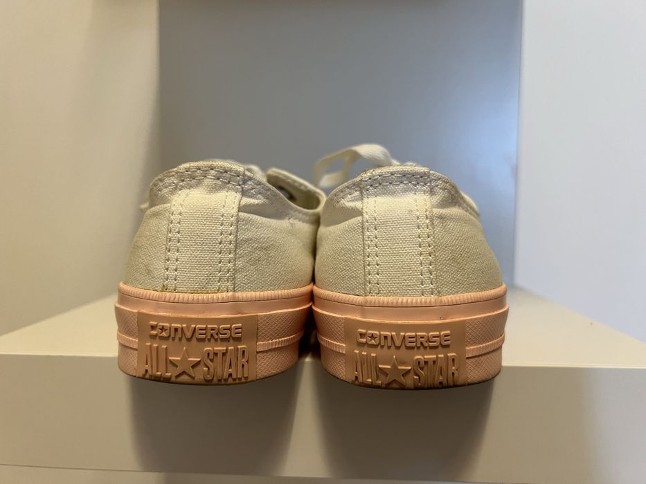 Tenesi Converse 38