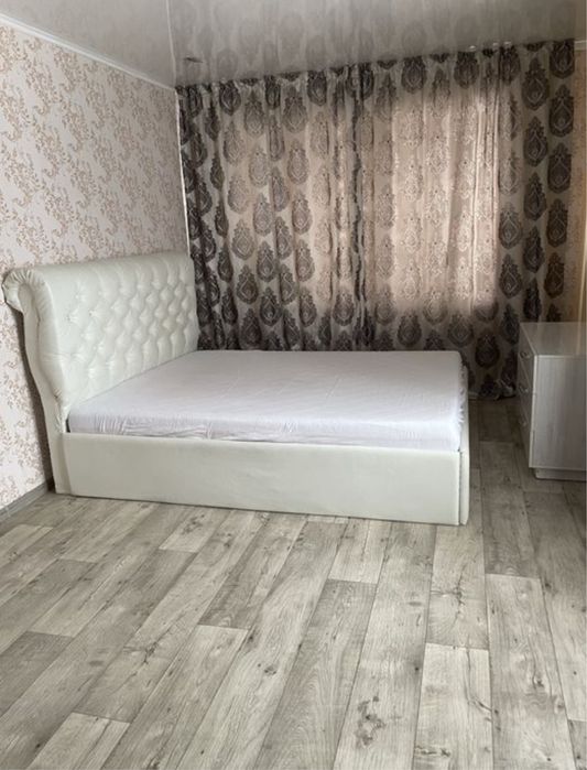 1 ком по часам 2000, 10000 сутки