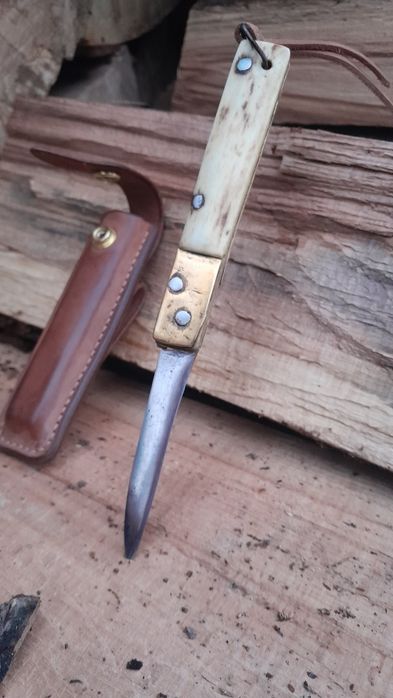 Briceag vechi cu maner din os