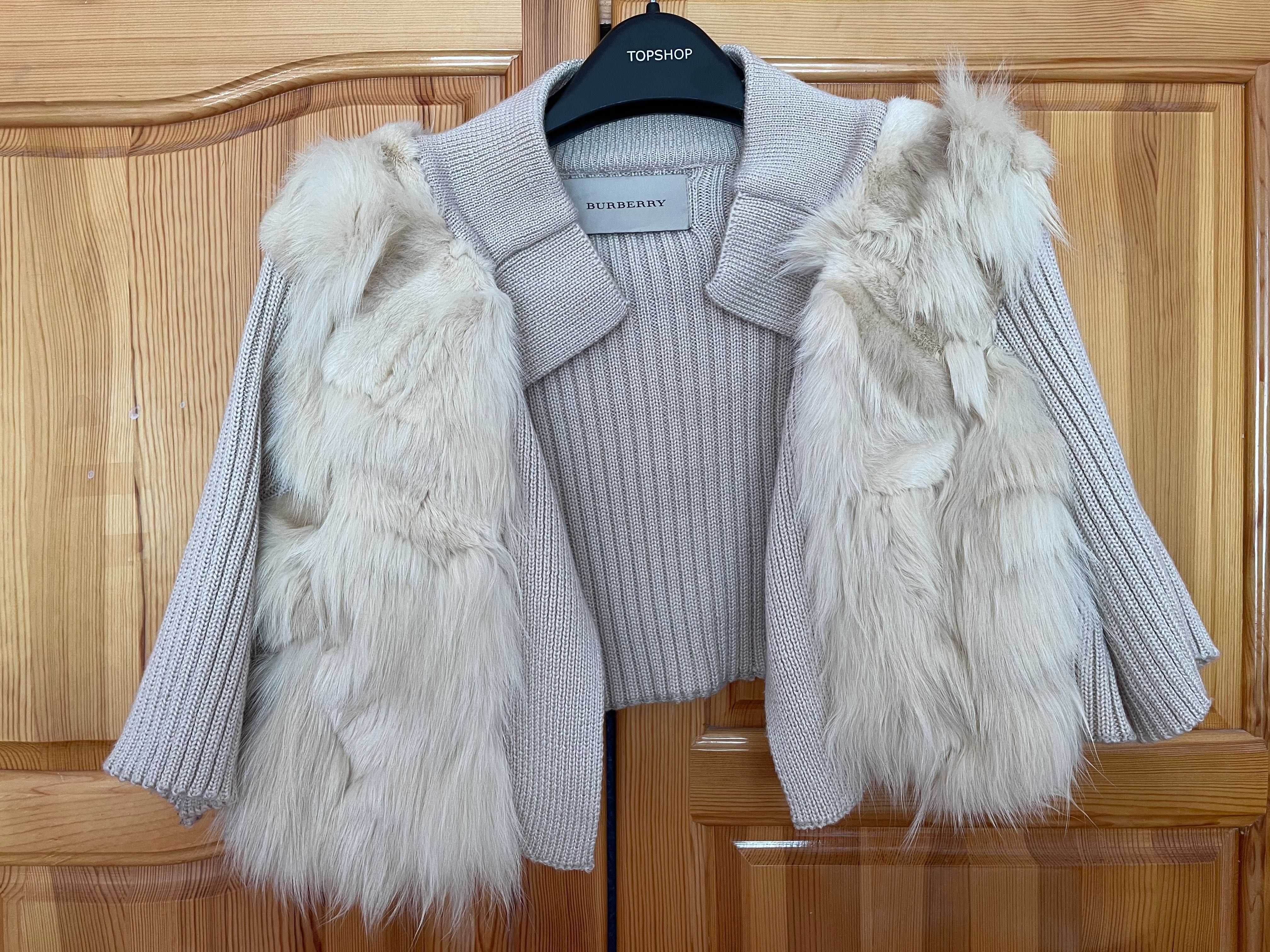 Жилетка Burberry с косъм от лисица