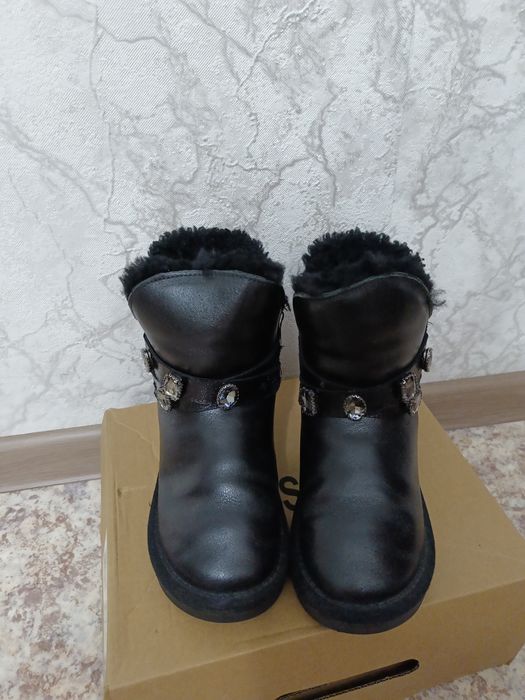 Угги детские на девочку