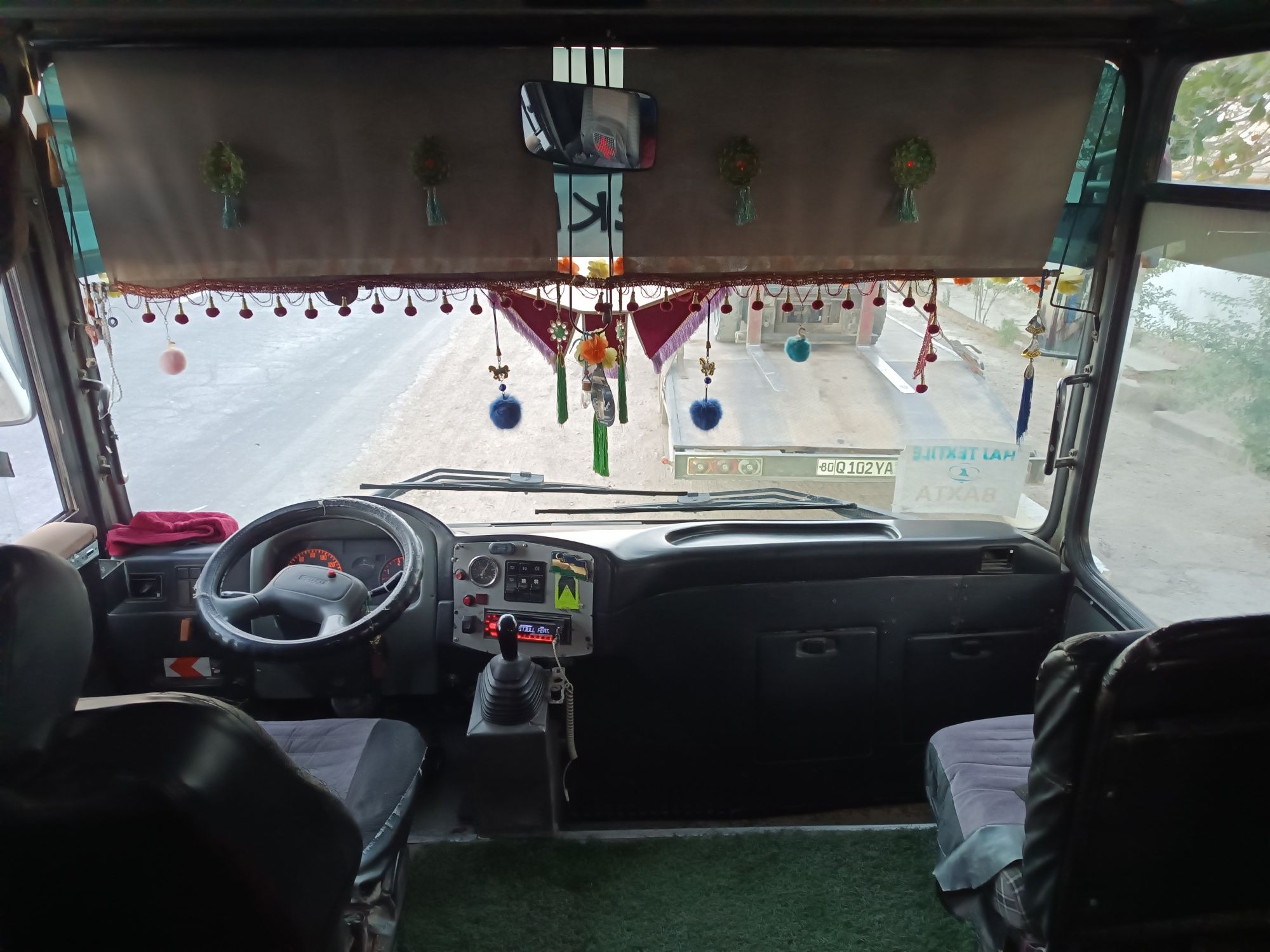 Isuzu Avtobus sotiladi