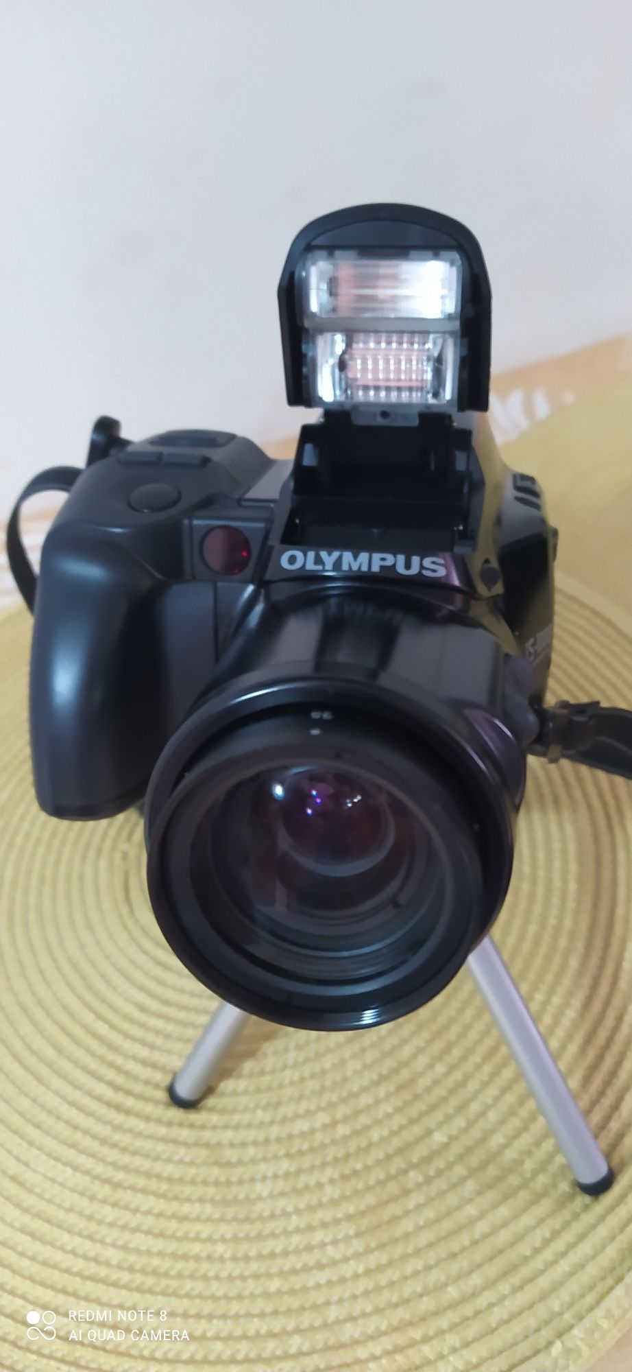 Olympus IS 1000.