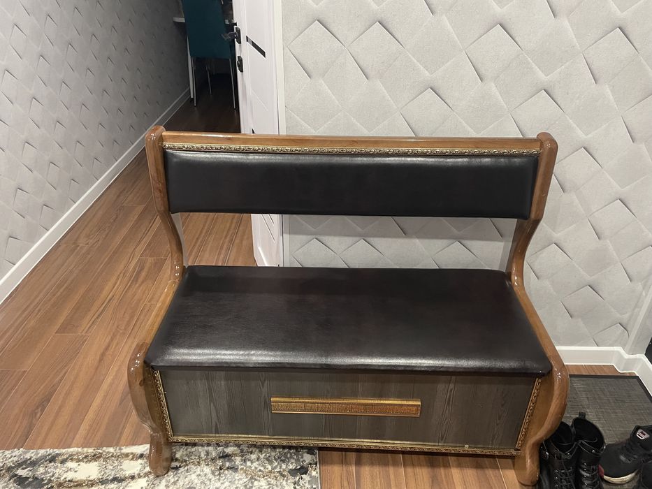 Продам мебель в прихожую