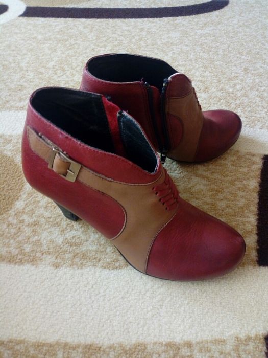 Дамски боти бордо