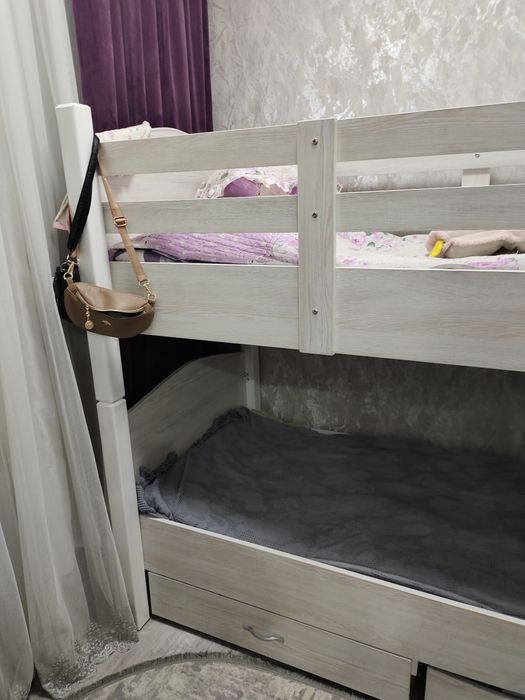 Продам 2 ярусную кровать