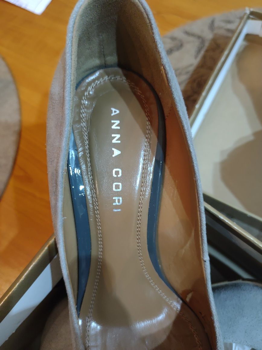 Pantofi din piele naturala gen "stiletto" ANA CORI