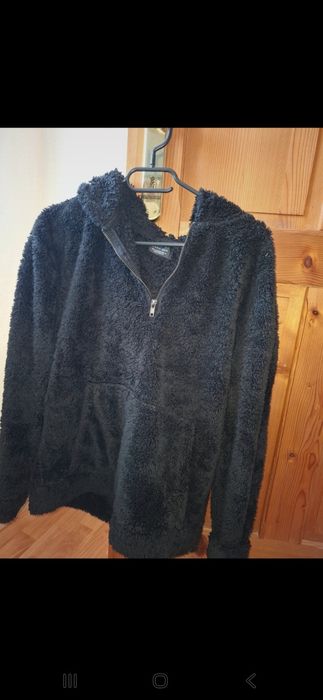 Topuri și fustă bershka