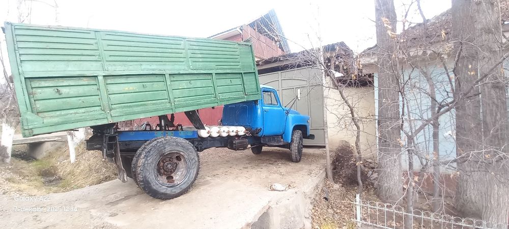 Gaz 53 samasval sotiladi