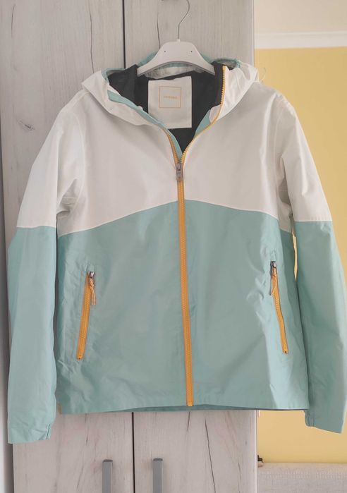 Ветровка Decathlon
