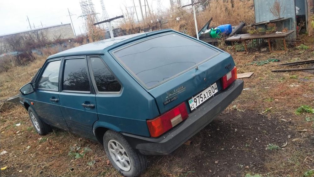 Продам машину 2109