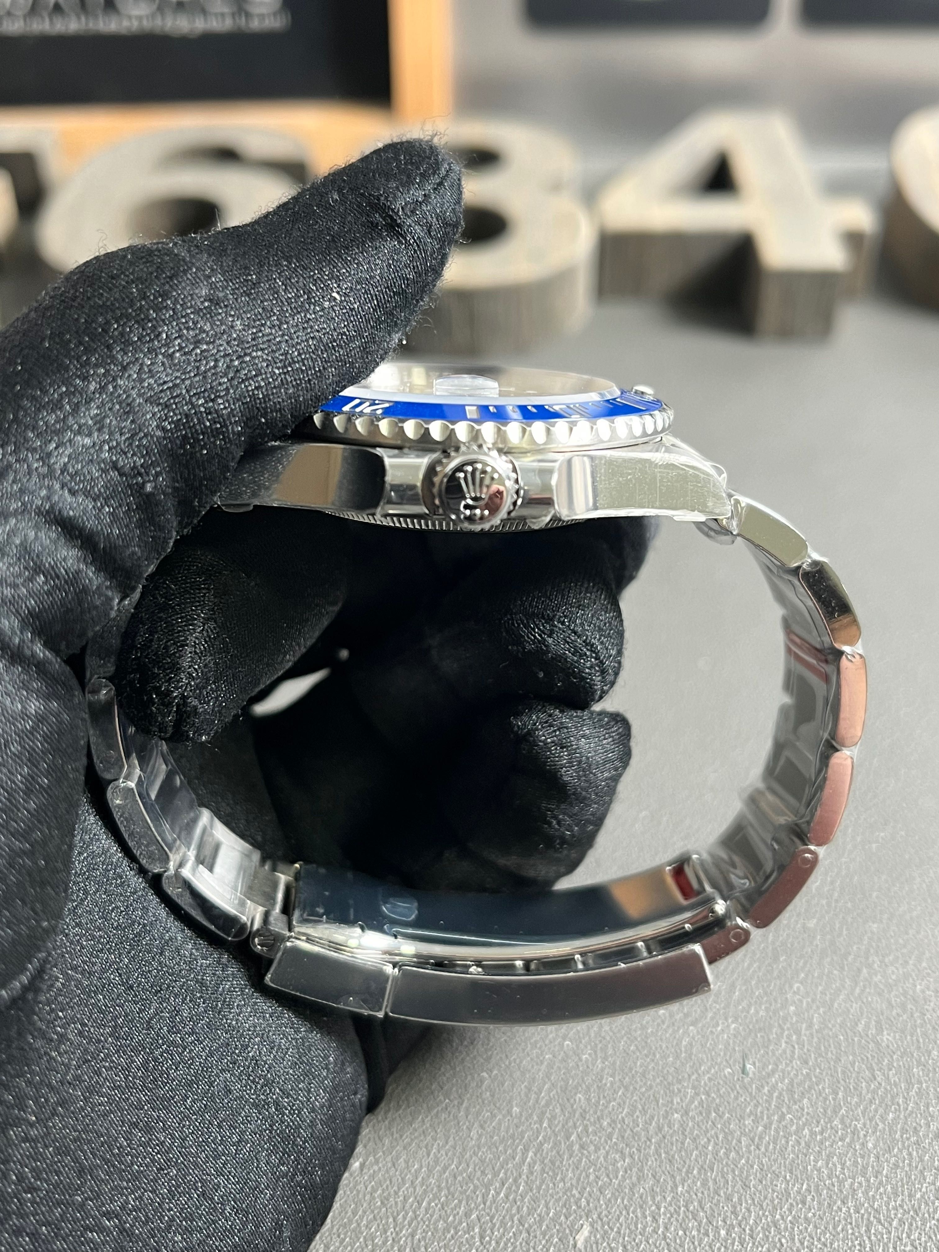 Rolex Submariner | Модифициран | 126619LB “Cookie Monster” 41mm VS3235