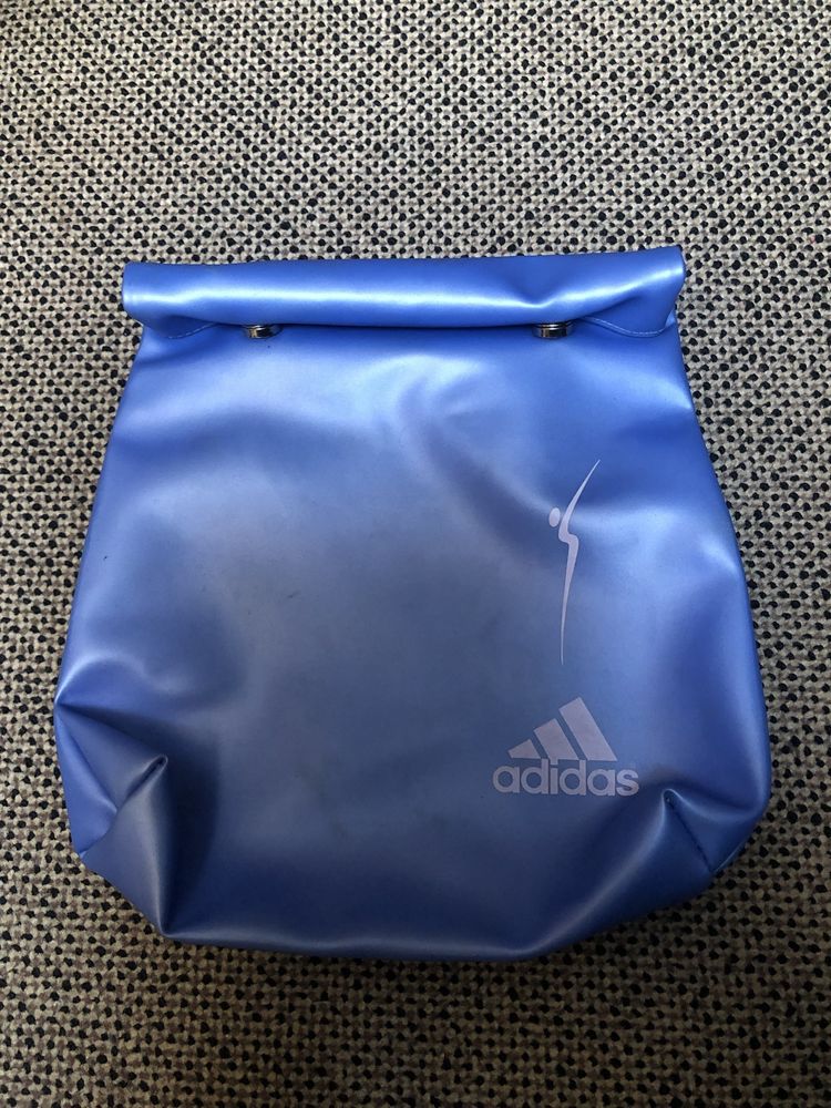 Borseta, geanta cosmetice voiaj Adidas