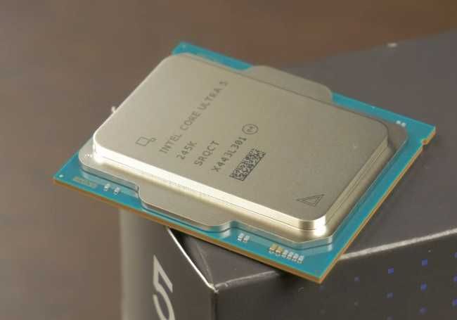 Процессор Intel Core Ultra 5 245K, LGA1851, OEM