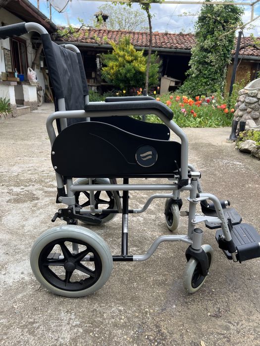 Инвалидна количка