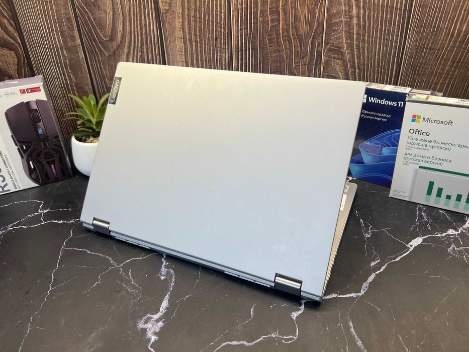 Lenovo IdeaPad C340 Core i5-10110U / 8GB / 120GB SSD / 2021