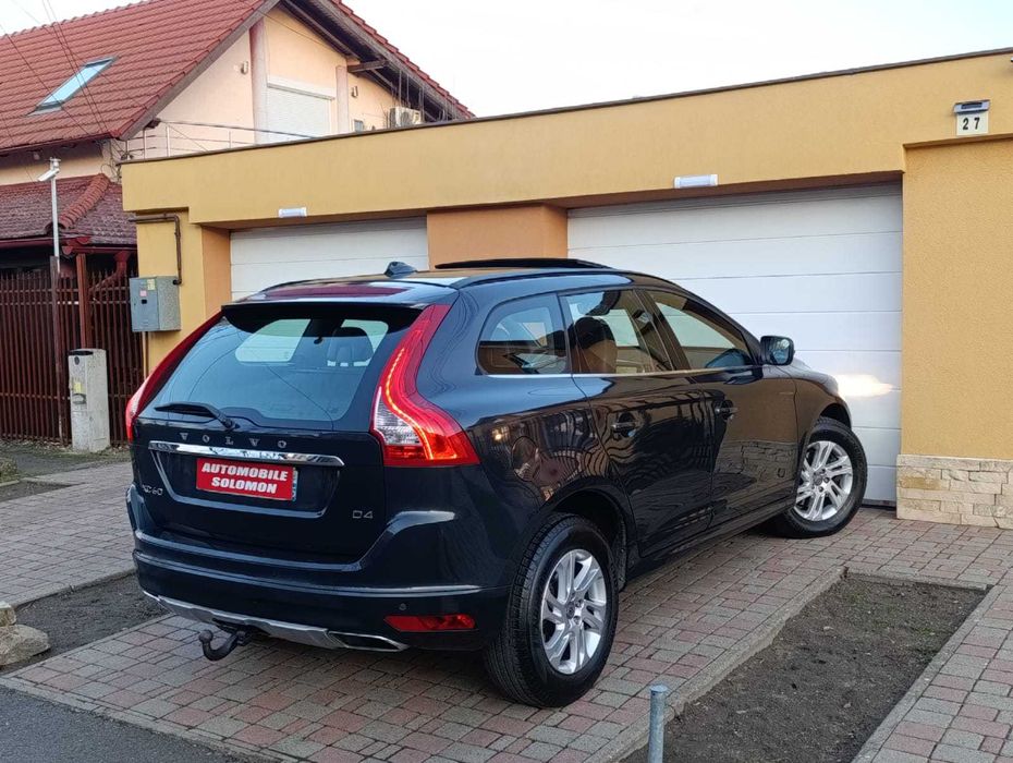 VOLVO XC60 MOMENTUM 2.0 D4 181 Cp 2015 Euro 6 Automata