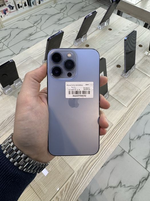 iPhone 13 Pro Blue