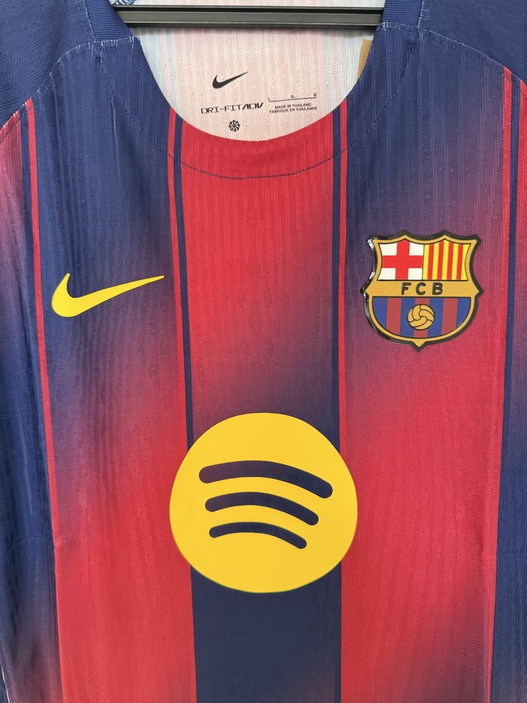 Барселона / Barcelona домакински екип player version