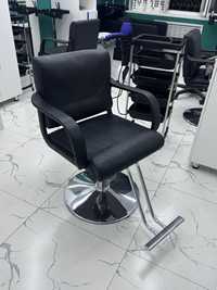 Продам парикмахерские кресла