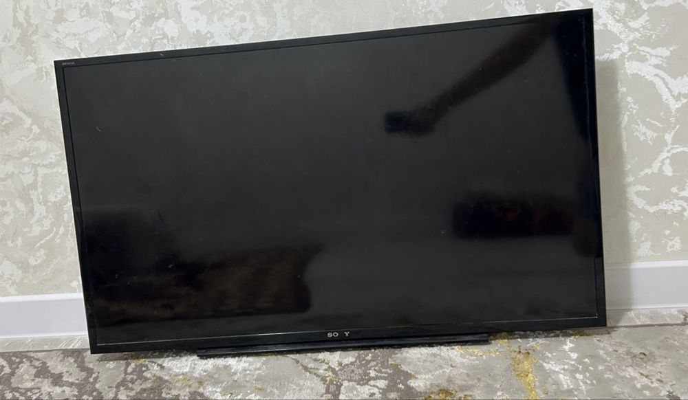 Телевизор sony в отличном состоянии