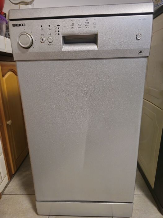 Съдомиялна за съдове Beko