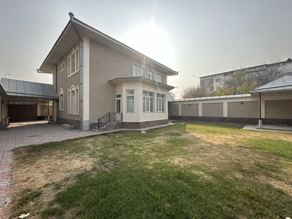 Сдается участок в аренду долгосрочно. Напротив Юнусабад Резиденс. Своя