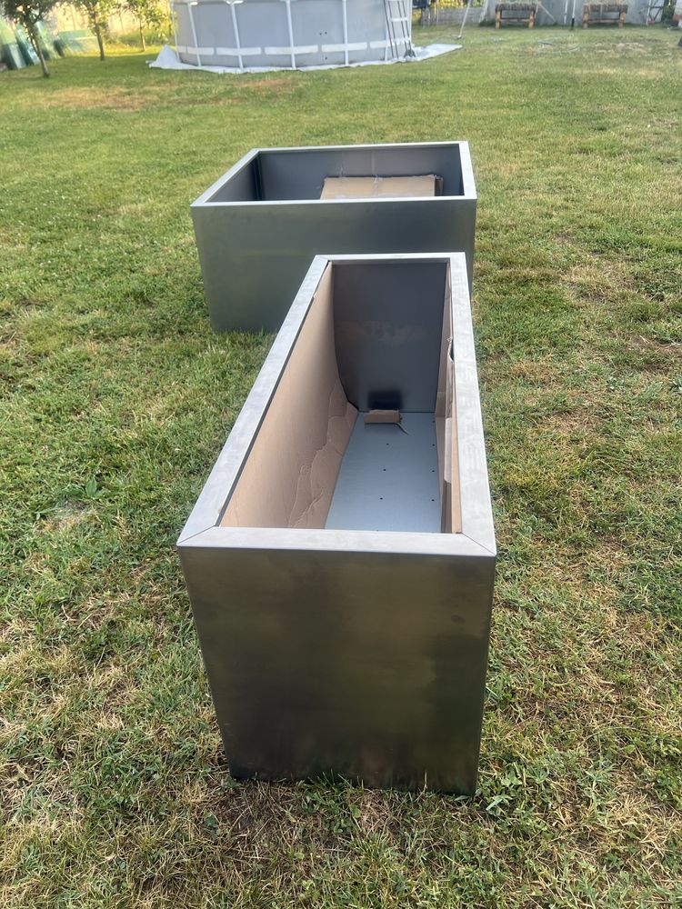 Jardiniere din otel Corten