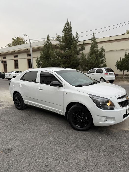 Chevrolet Cobalt Mid Nayt 2025  Full