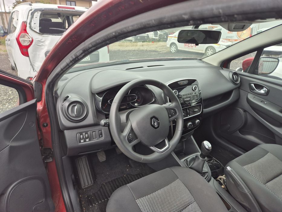 Renault clio 4 avariat lovit