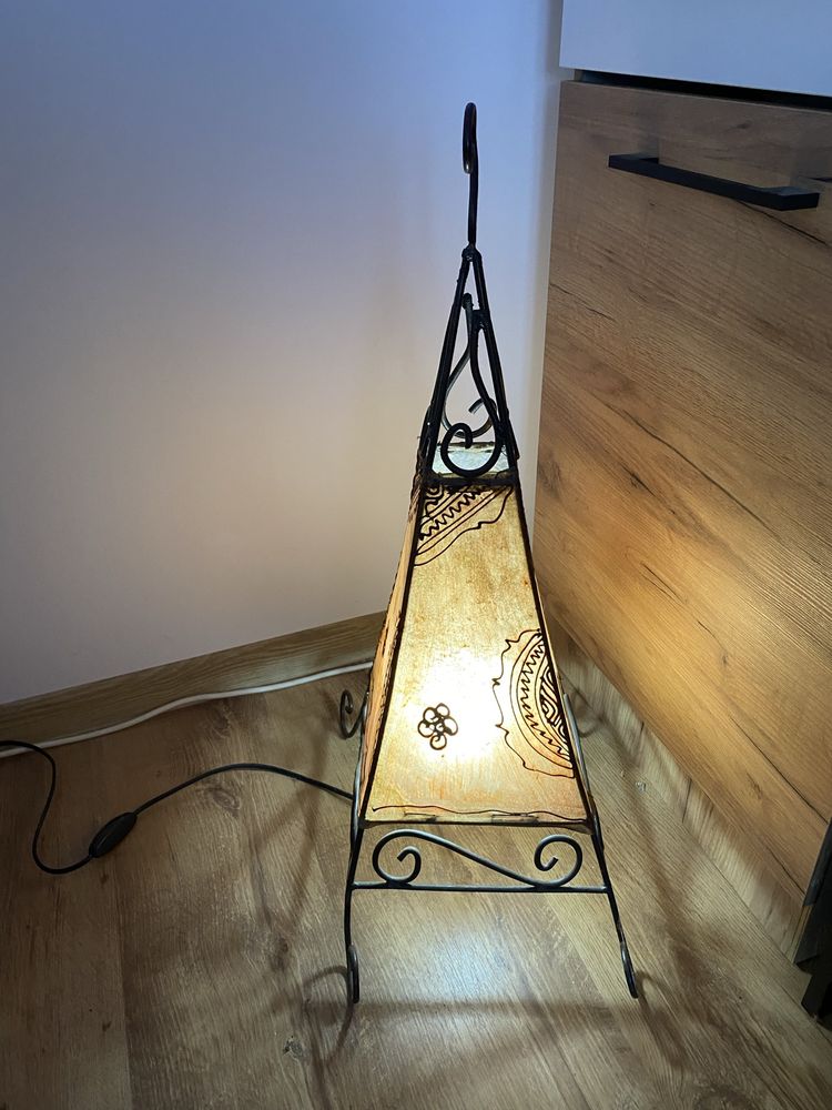 Veioza / Lampa din fier forjat si piele naturala uscata/tratata! 70cm