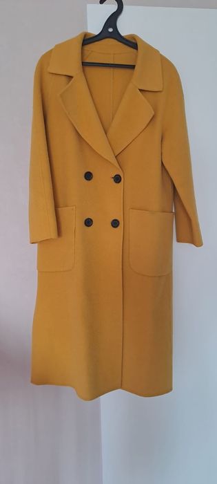 Пальто женское в отличном состоянии